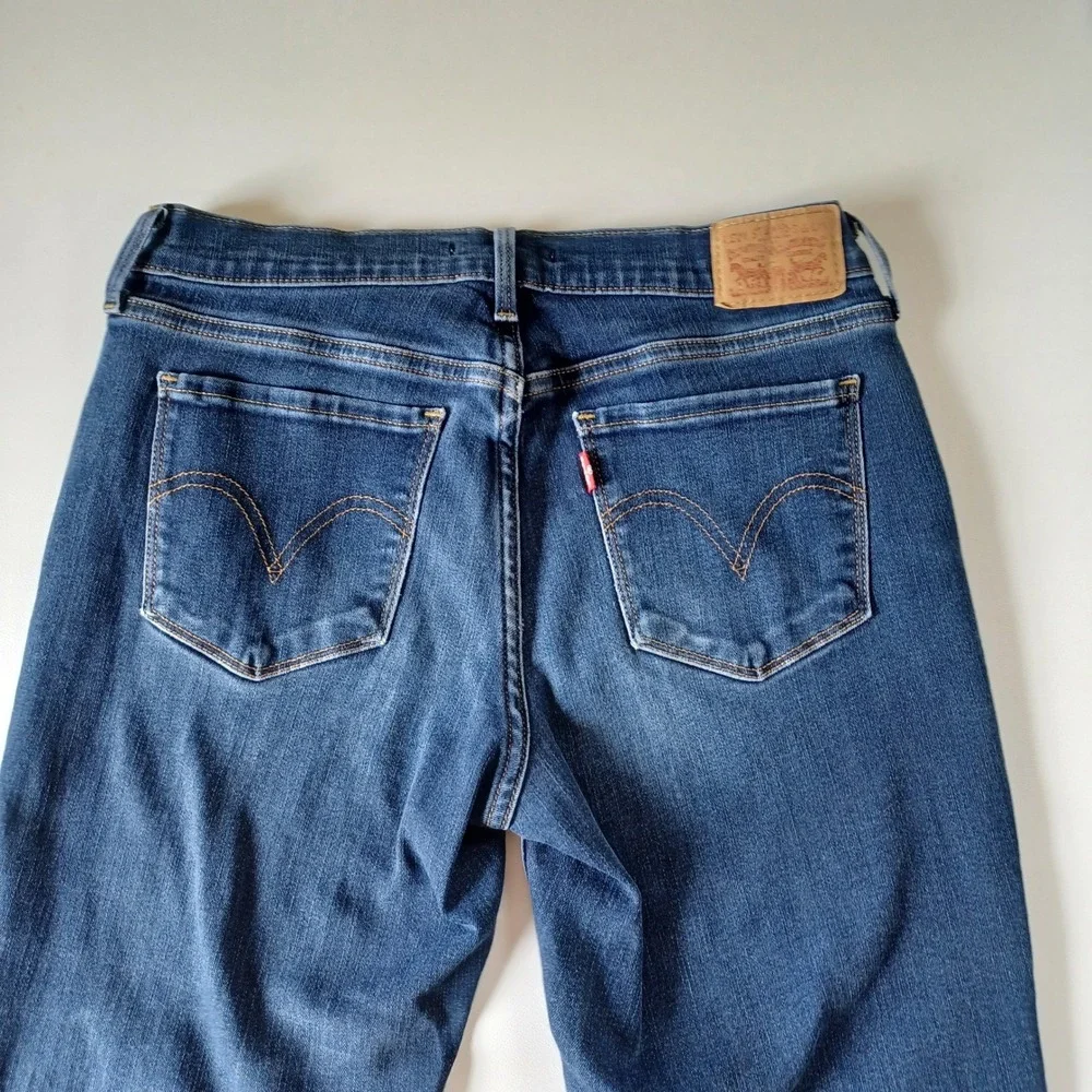 Levi's Jeans Womens 6 Blue 505 Straight Leg Dark Wash Stretch Denim S111-06